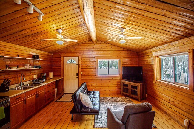 Building Photo - ALL Utilities Included! Dream Alaskan Stud...