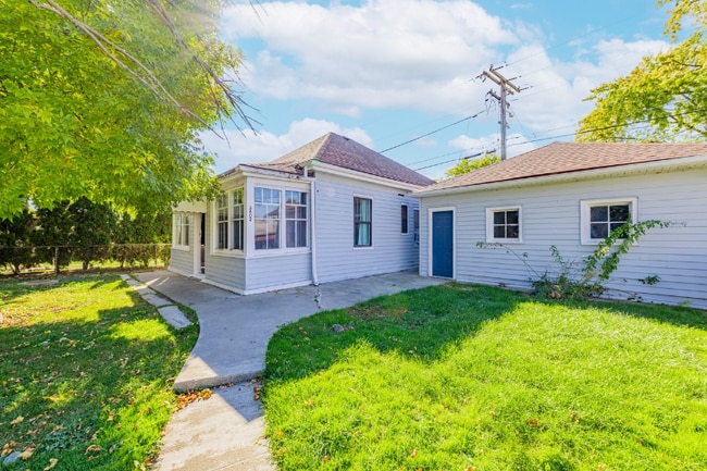 Building Photo - 3602 S 53rd Ave