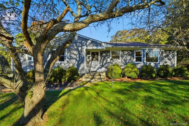 Foto del edificio - 15 Club Dr