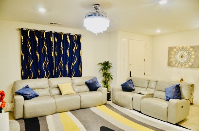 Foto del edificio - 2617 Alliston Loop