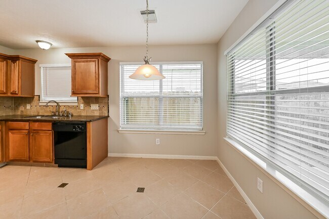 Building Photo - 21602 Skyla Cir