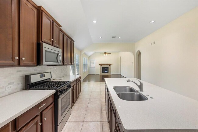 Building Photo - 9949 Boulder Bend Ln