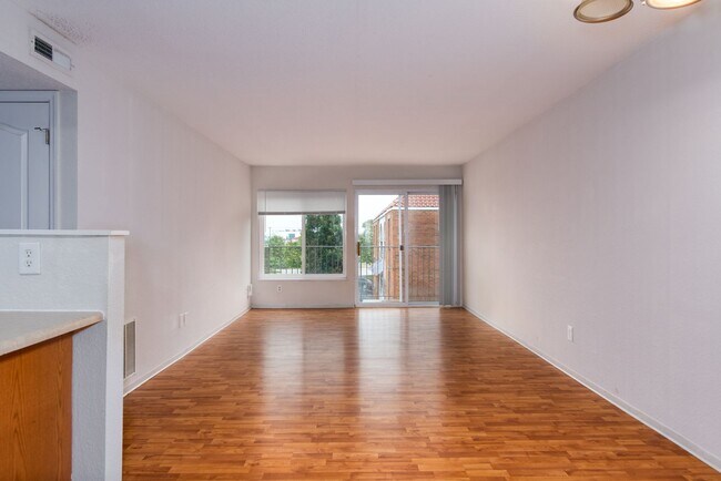 Foto del interior - THE OAKS APARTMENTS