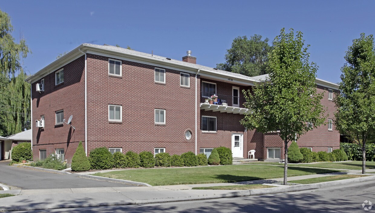 Foto principal - 4840 S Atwood Blvd