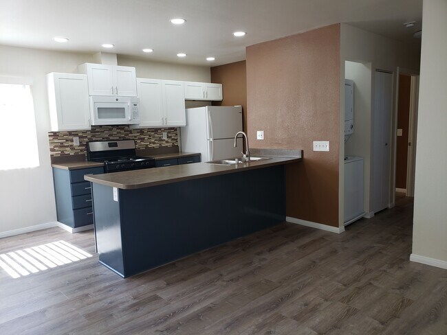 Foto del edificio - 1261 Victor St