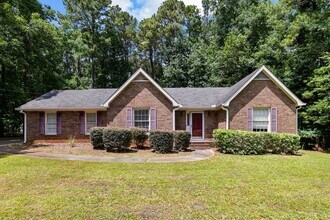 Building Photo - 135 Firethorn Ln