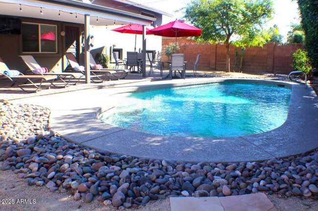 Building Photo - 8613 E Laredo Ln