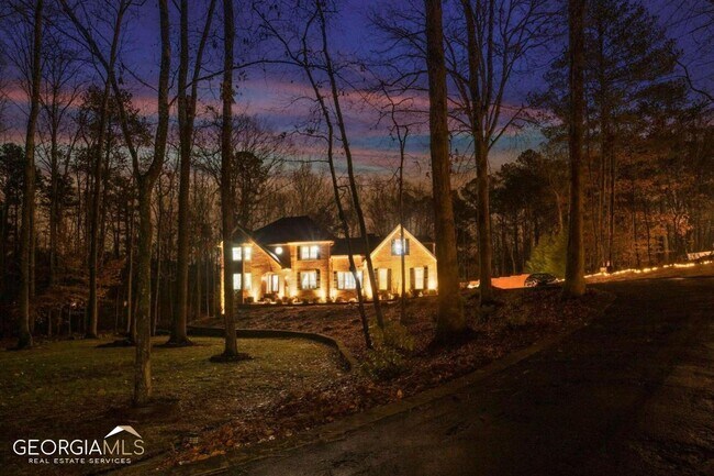 Foto del edificio - 661 Luther Ct
