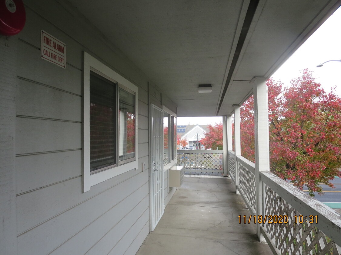 9001 Conde Ln Unit 24, Windsor, CA 95492 Condo for Rent in Windsor