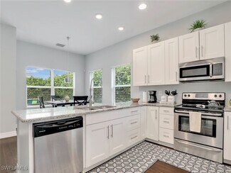 Building Photo - 3037 Lunar St