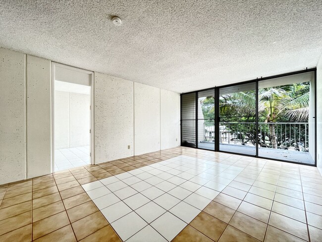 Building Photo - Pet Friendly Mililani Condo