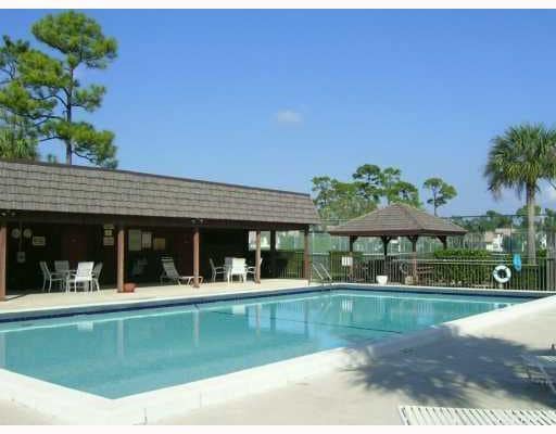 Building Photo - 4101 Oak Terrace Dr