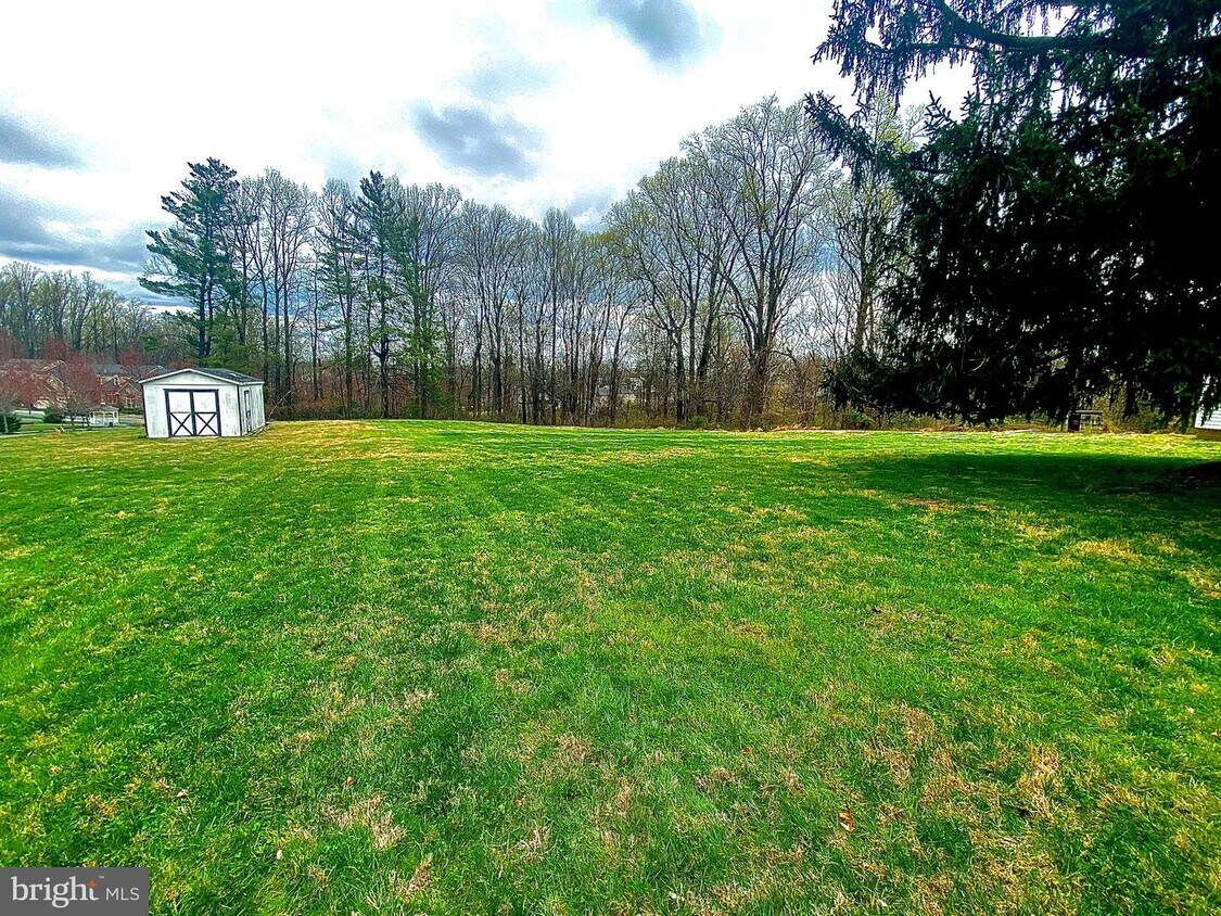 Foto principal - 46 Stocksdale Ave