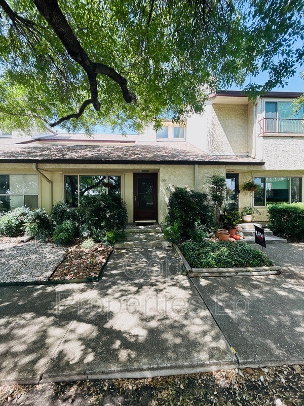 Foto principal - 7123 Thrush View Ln