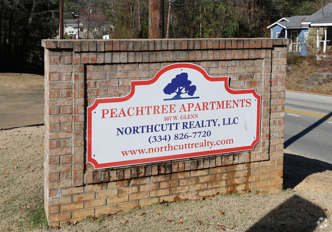 Foto del edificio - Peachtree Apartments