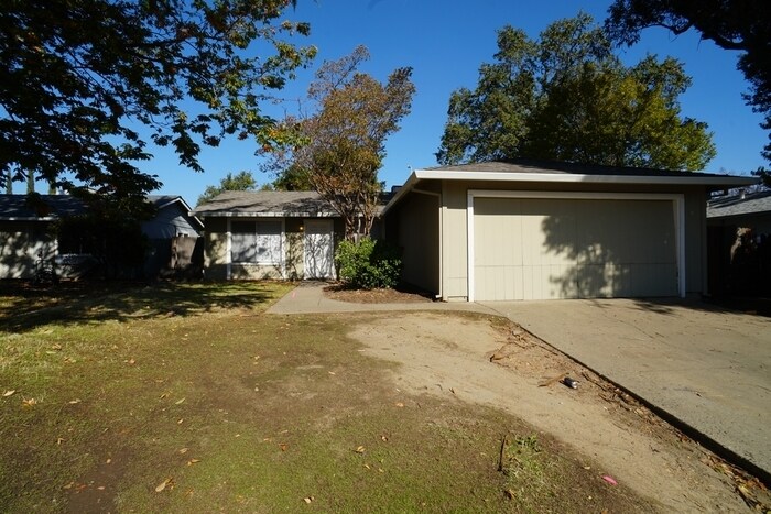 Primary Photo - 6949 Black Duck Way