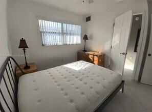 Building Photo - 201 178th Dr