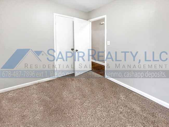 Foto del edificio - 10708 Panhandle Rd