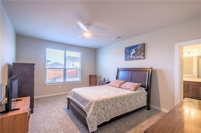 Building Photo - 5501 Bonneville Bend