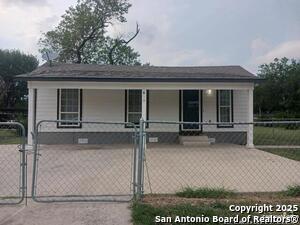 Building Photo - 615 Cantrell Dr
