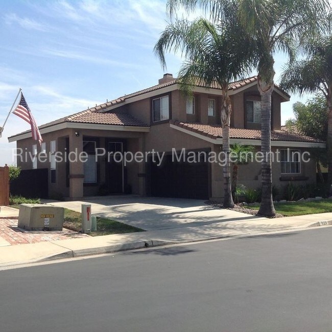 Building Photo - 929 Ferndale Dr