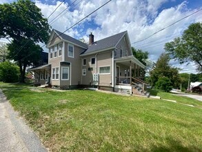 Building Photo - 21 Highland Ave