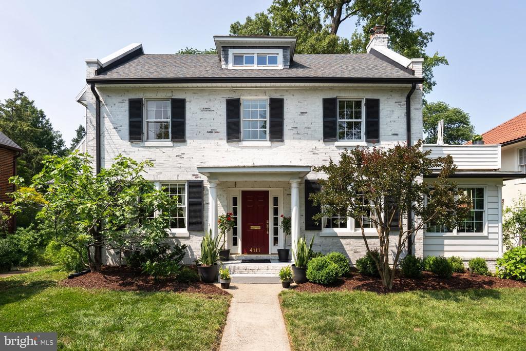 Foto principal - 4111 Rosemary St