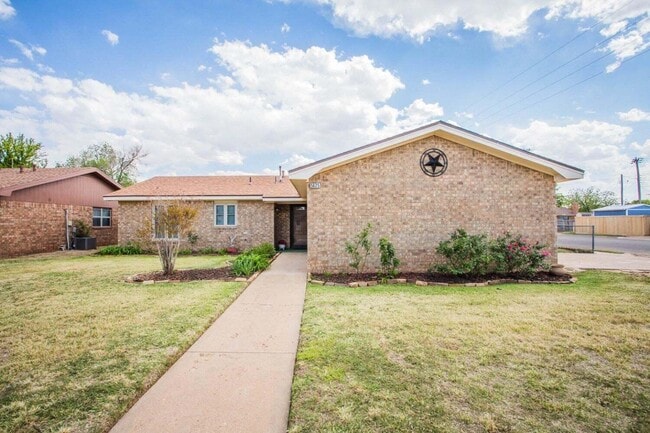 Foto del edificio - 5625 Amherst St