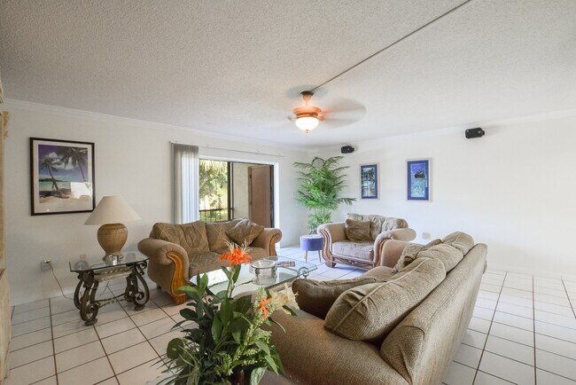 Foto del edificio - Beautiful 2 Bed 2 Bath Furnished Condo for Rent in Altamonte Springs, FL!