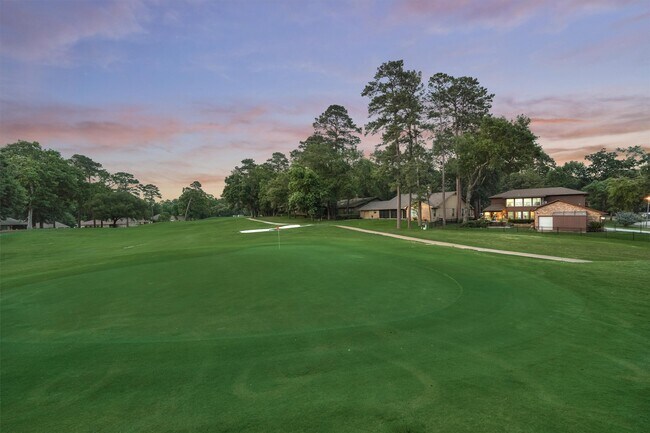 Foto del edificio - 660 Hillcrest Dr