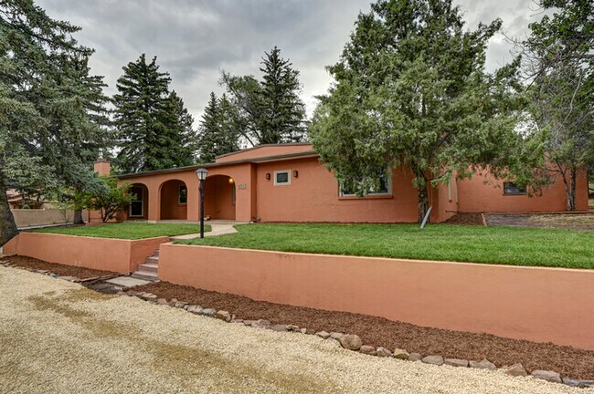 Foto del edificio - 2413 Ceresa LN, Colorado Springs, CO 80909