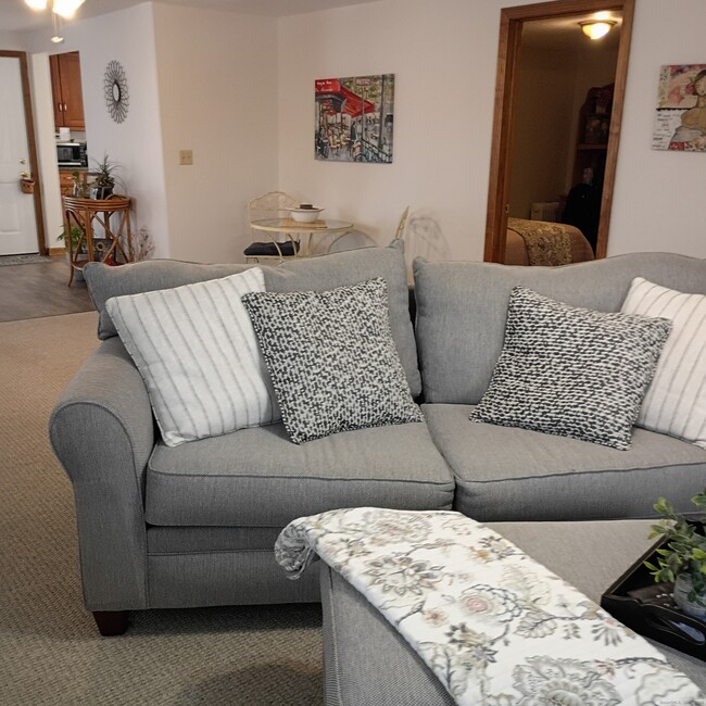 Building Photo - 59 View St