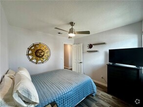 Building Photo - 41 Stone Cress Dr