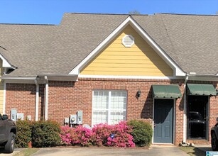 Building Photo - 3013 Twin Oak Dr