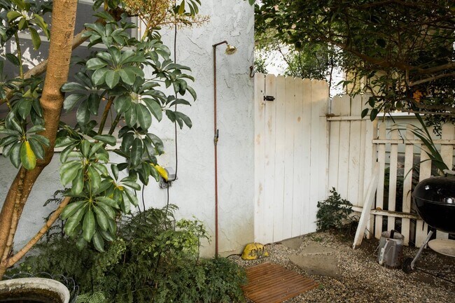 Foto del edificio - VENICE BEACH COTTAGE