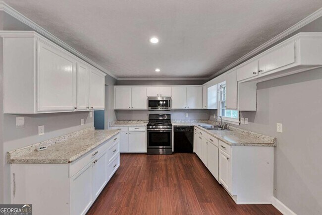 Foto del edificio - 115 Elizabeth Way