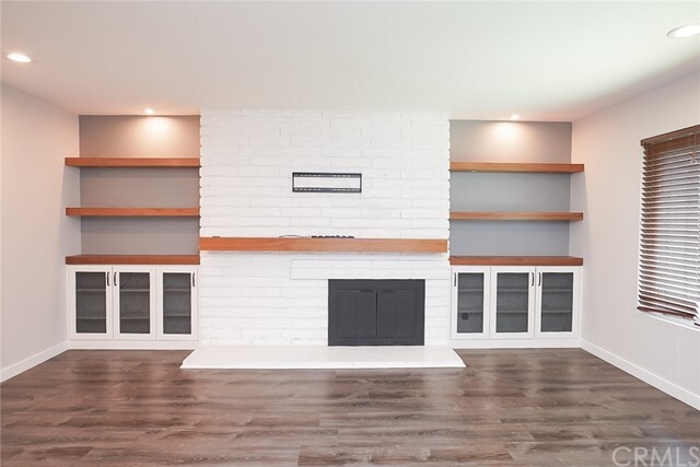 Building Photo - 12700 Newport Ave