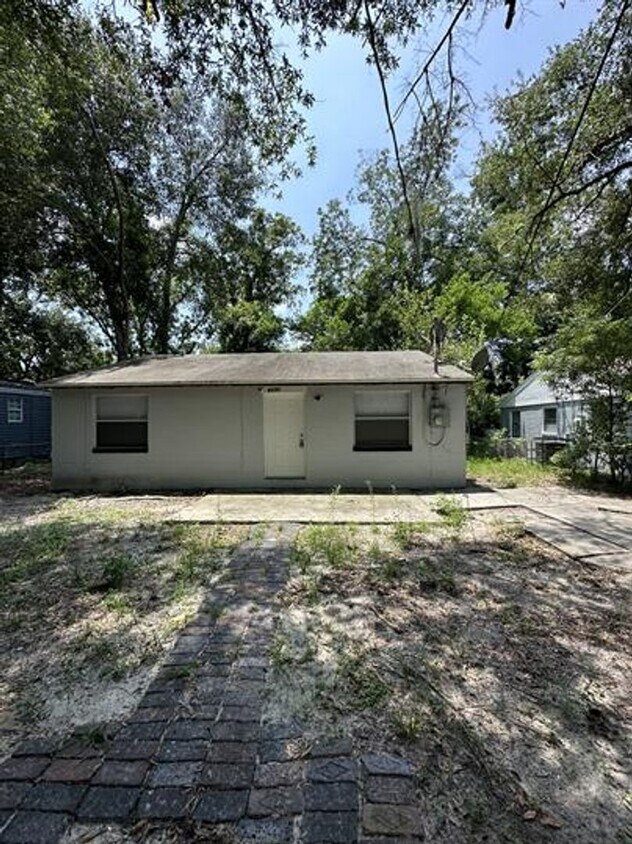 Foto principal - Affordable 3 Bedroom Home