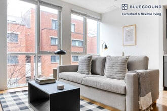 Building Photo - 75 Brainerd Rd