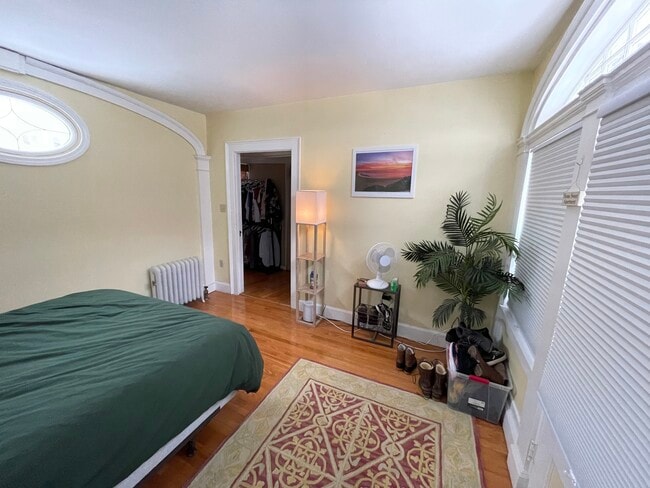 Bedroom 12x12 - 36 Bartlett St