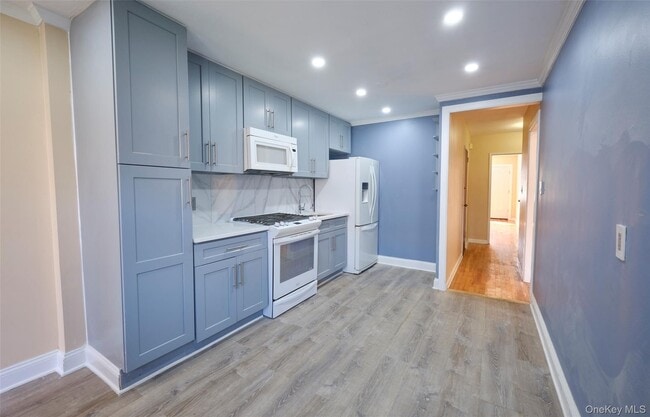 Foto del edificio - 724 E 96th St