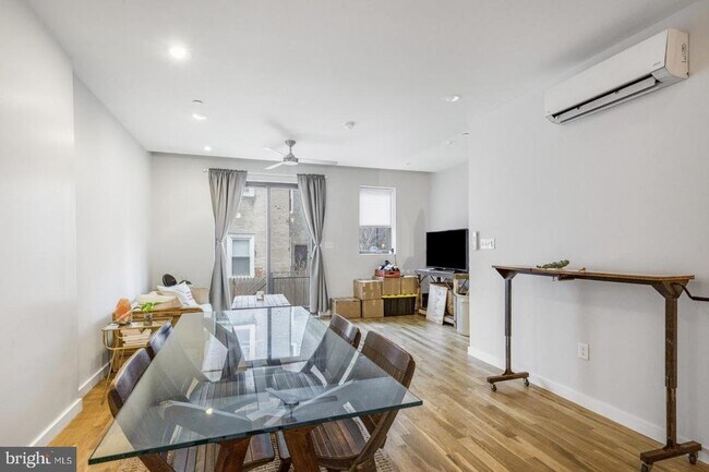 Foto del edificio - 1306 Hope St