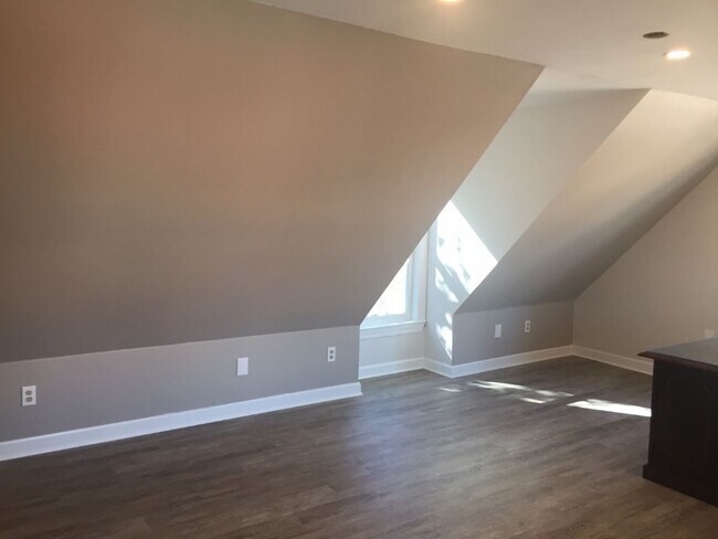 Building Photo - 314 Lafayette Rd