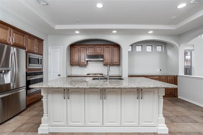 Building Photo - 59 Douvaine Ct