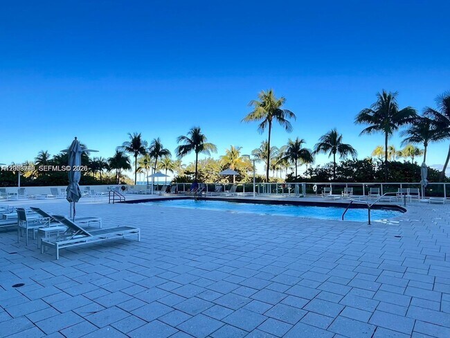 Building Photo - 10185 Collins Ave