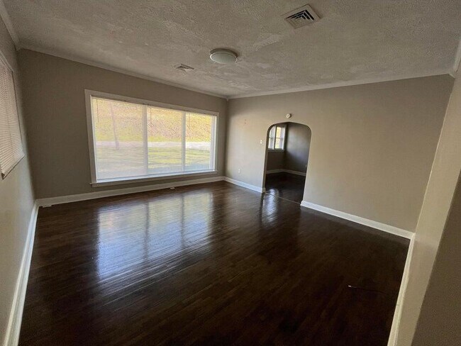 Foto del edificio - 6075 Lee Hwy