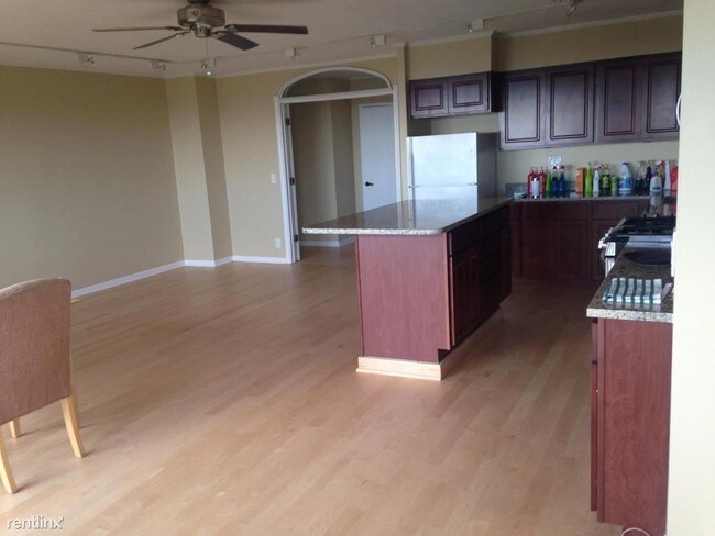 Building Photo - 4200 N Marine Dr
