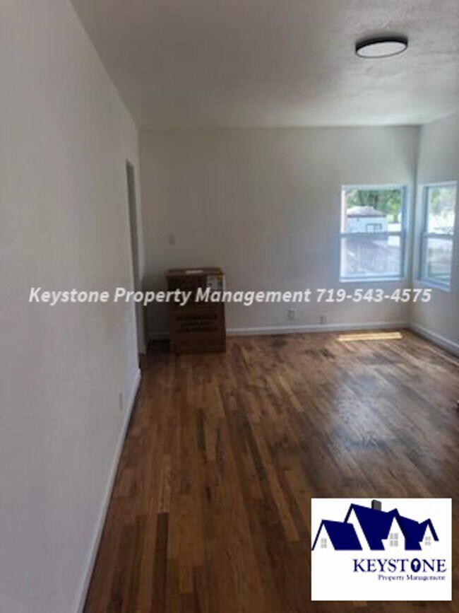 Foto del edificio - Pet Friendly North Side Home 2 Bedroom/1 Bathroom/1 Car Garage $1350/$1350