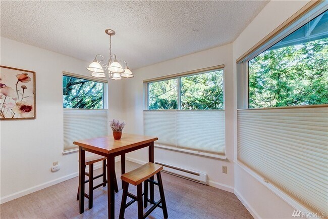 Dining Area - 14334 126th Ave NE