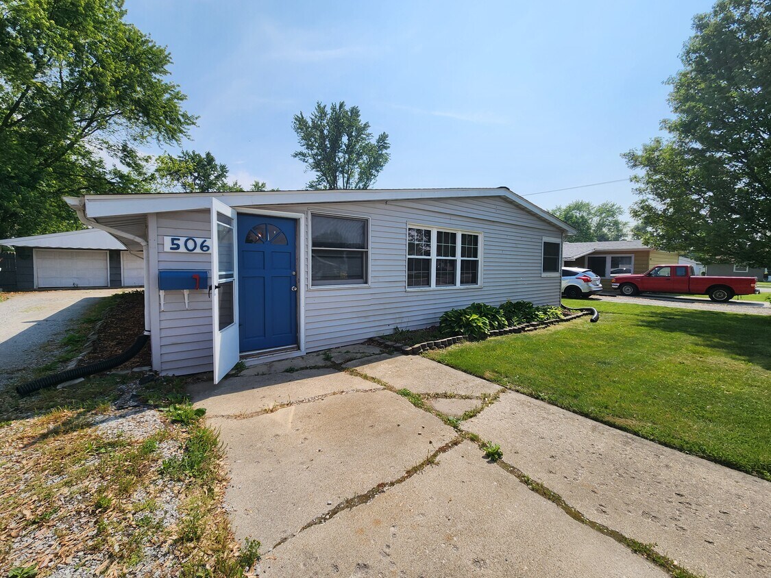 Foto principal - 506 Coral Dr